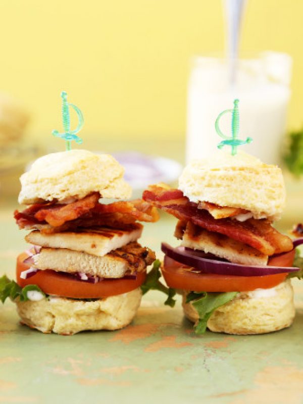 1486180407-2974-hicken-Bacon-Ranch-Sliders-2