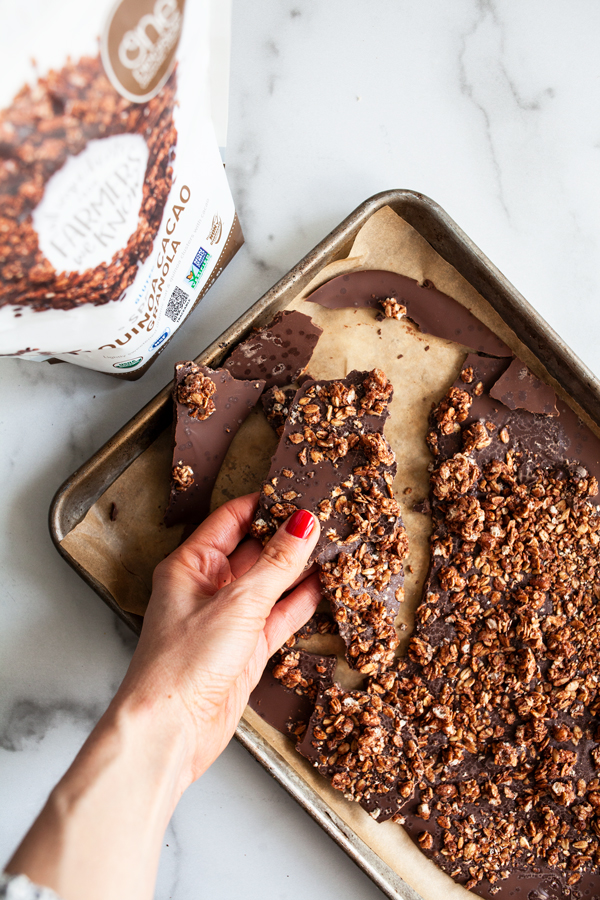 Vegan Dark Chocolate Granola Bark | The Full Helping